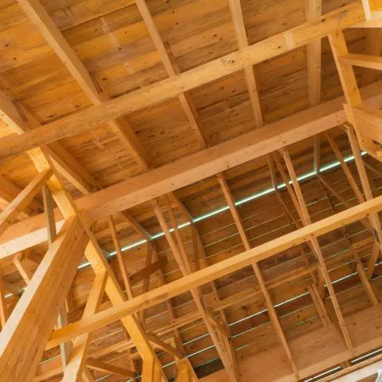 traitement sur charpente nimoise